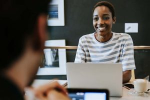 Como considerar a experiência do colaborador na gestão de pessoas?