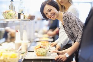 As vantagens de aderir ao PAT (Programa de Alimentação do Trabalhador)