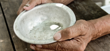 Icone Quem passa fome não tem tempo de esperar