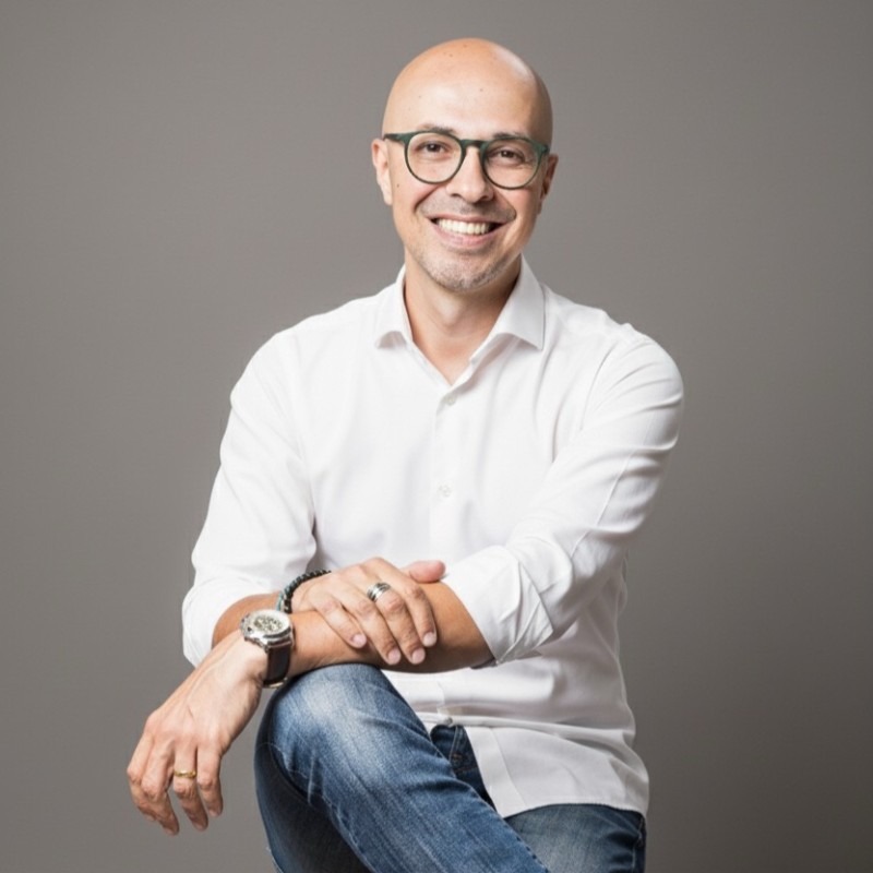 Picture of Julio Lucena